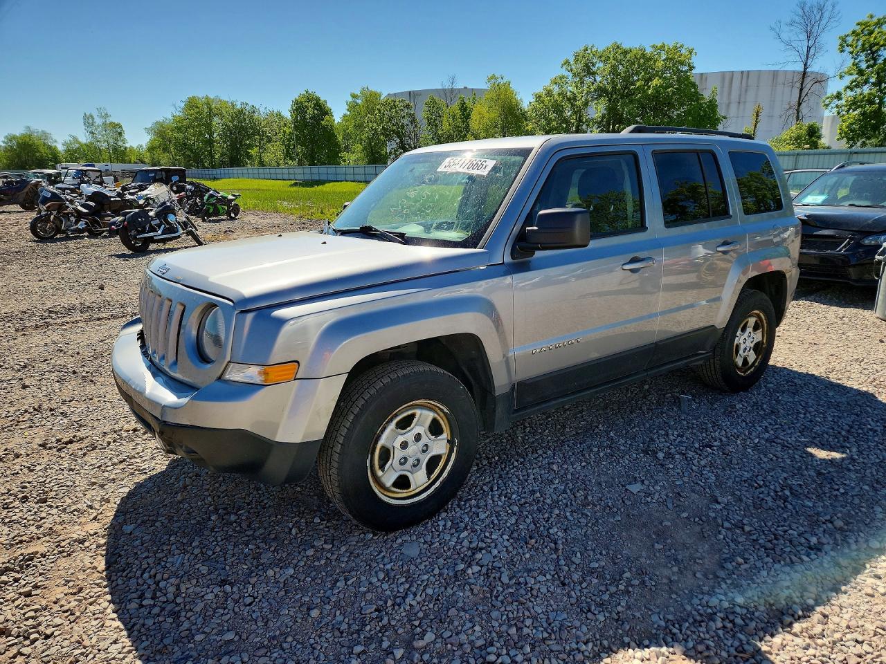1C4NJRBB7HD143814 · 2017 JEEP PATRIOT