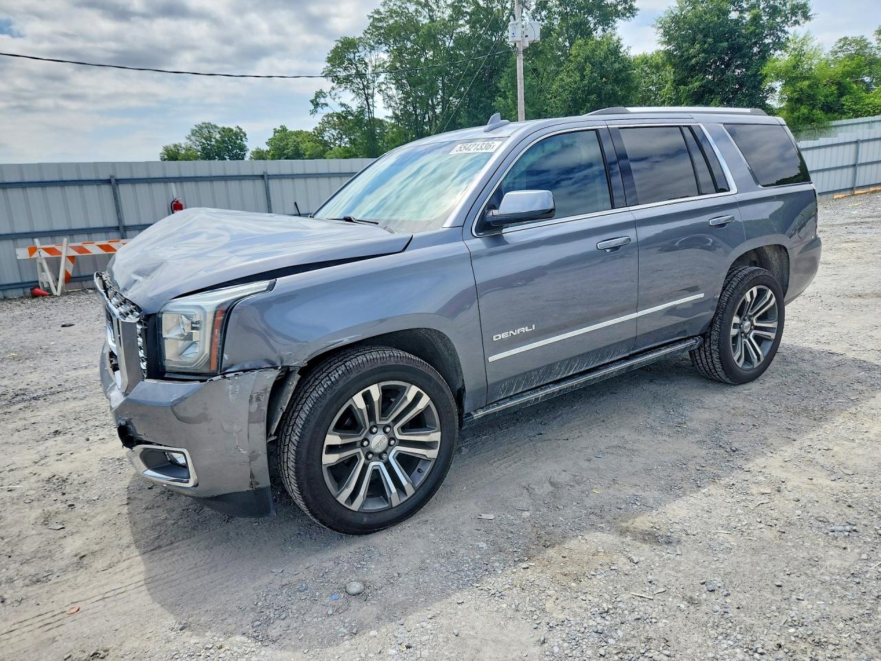 1GKS2CKJ1KR350203 · 2019 GMC YUKON