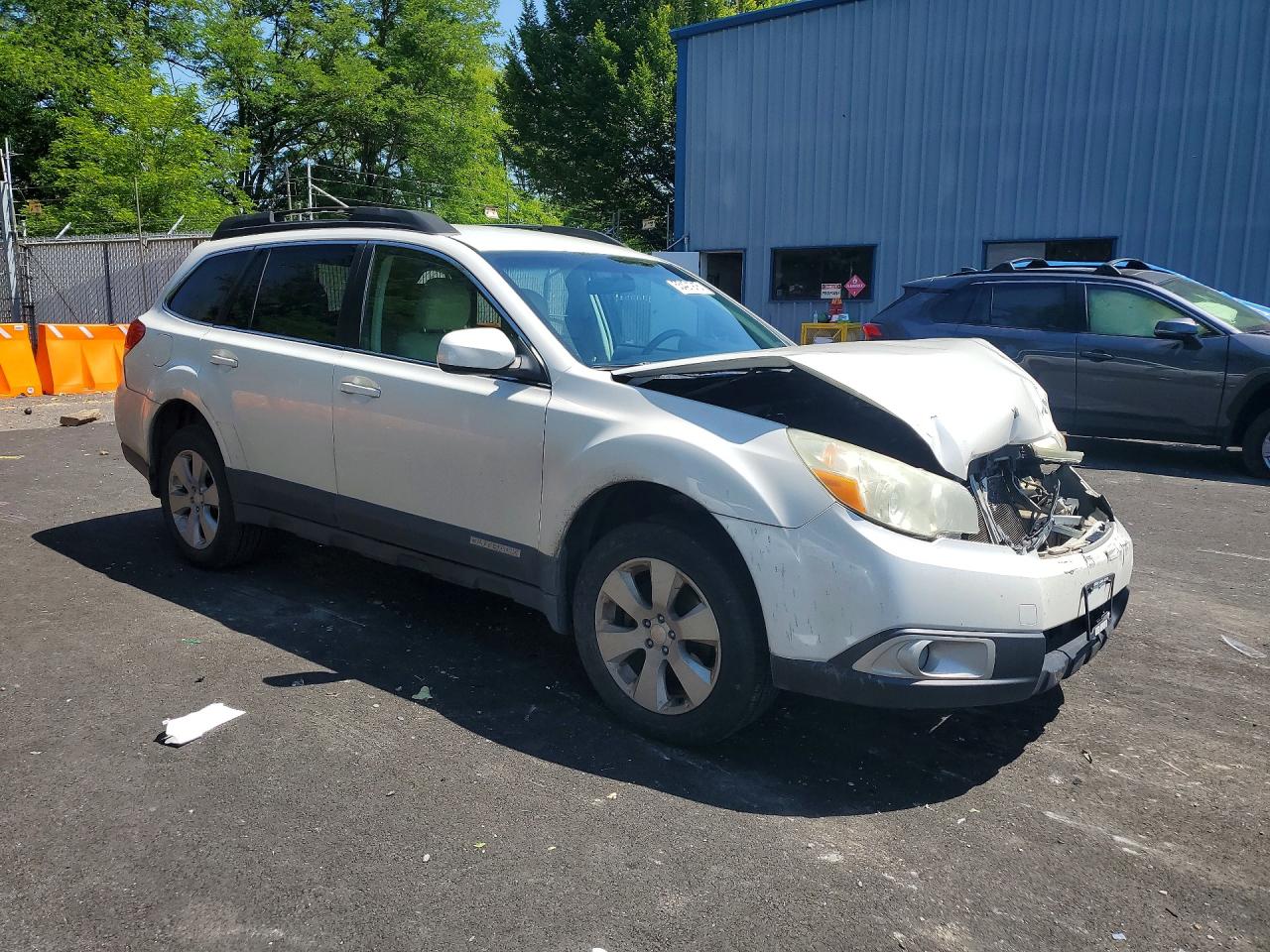 4S4BRBCC4B3393157 · 2011 SUBARU OUTBACK · 4/12