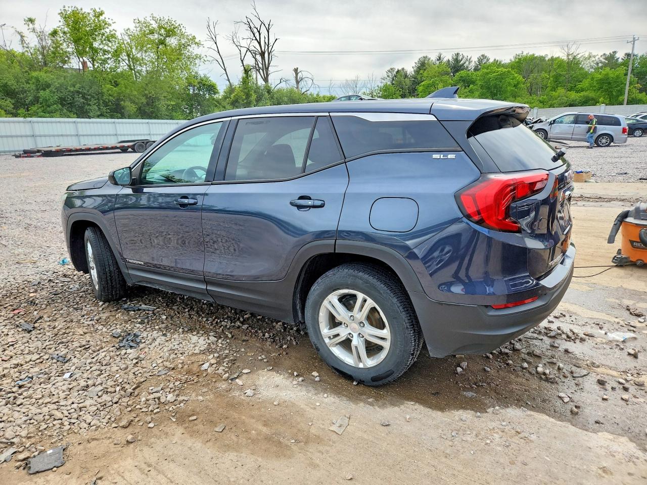 3GKALMEV6JL143325 · 2018 GMC TERRAIN · 2/12