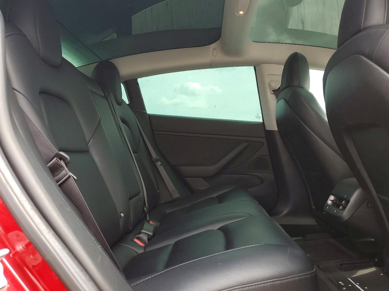 5YJ3E1EB3JF064177 · 2018 TESLA MODEL 3 · 10/12