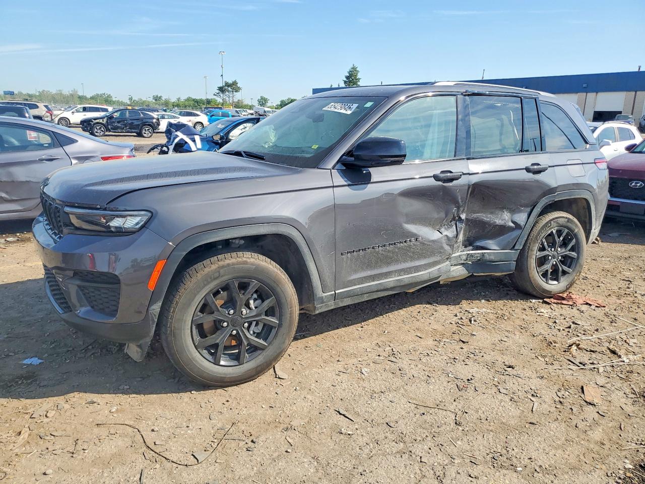 1C4RJHAG3SC308439 · 2025 JEEP GRAND CHEROKEE