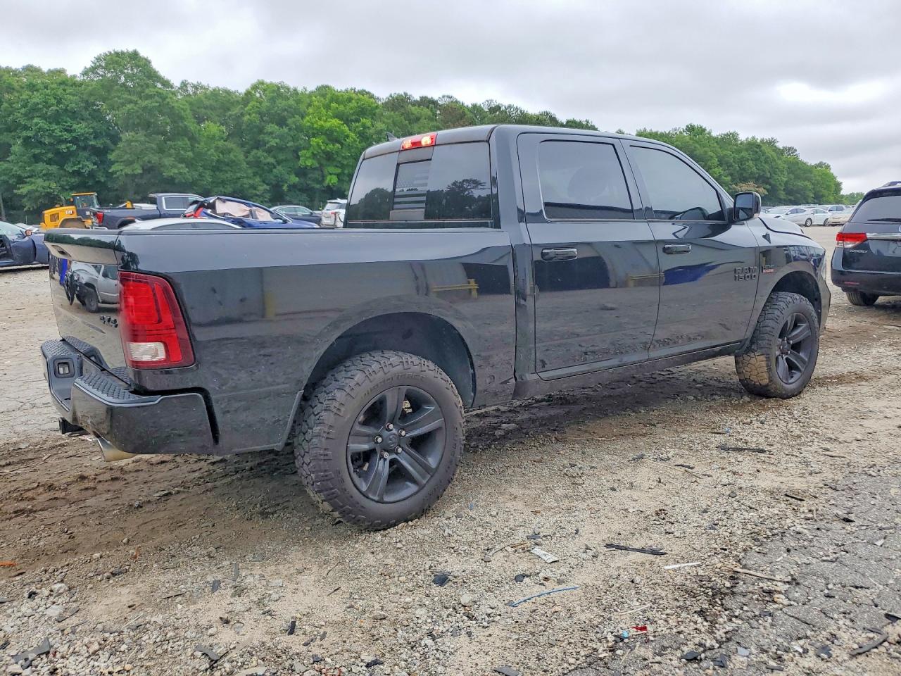 1C6RR7MT2JS290183 · 2018 RAM 1500 · 3/12