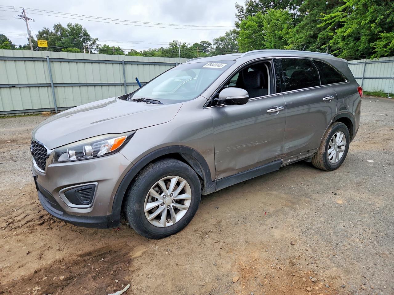 5XYPG4A52GG081437 · 2016 KIA SORENTO