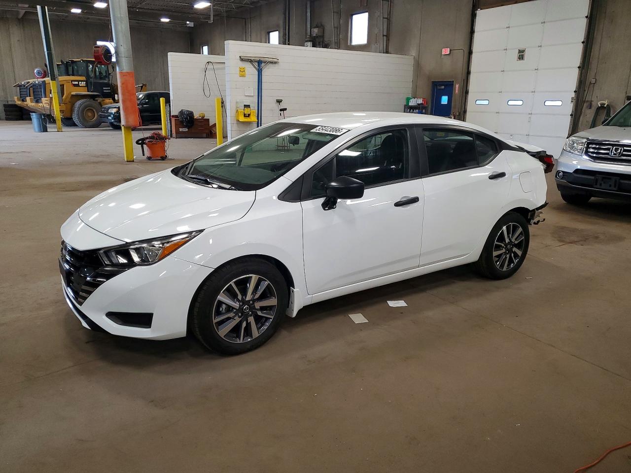 3N1CN8DV5RL917165 · 2024 NISSAN VERSA