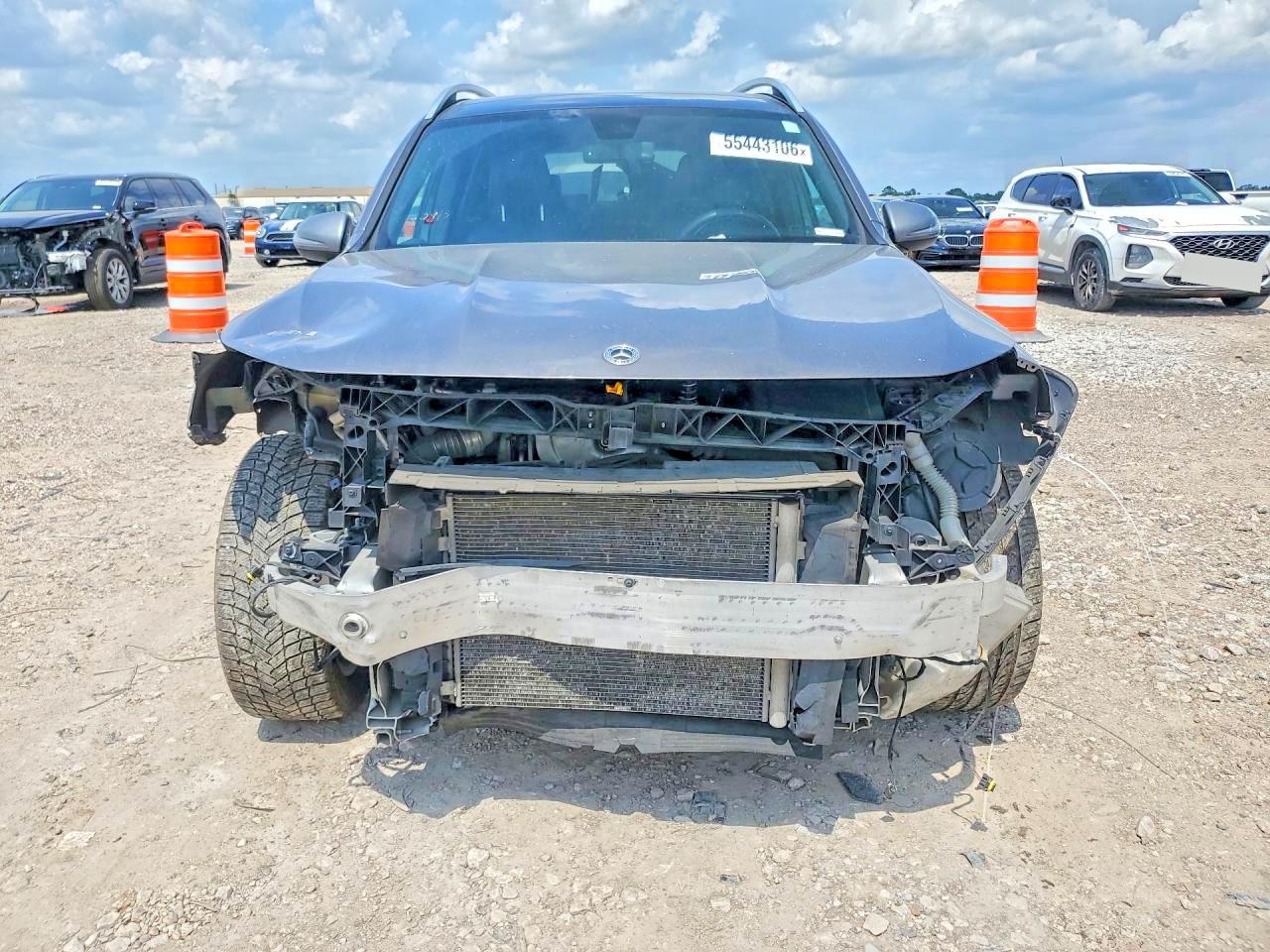W1N4M4HB6MW115863 · 2021 MERCEDES-BENZ GLB · 5/12