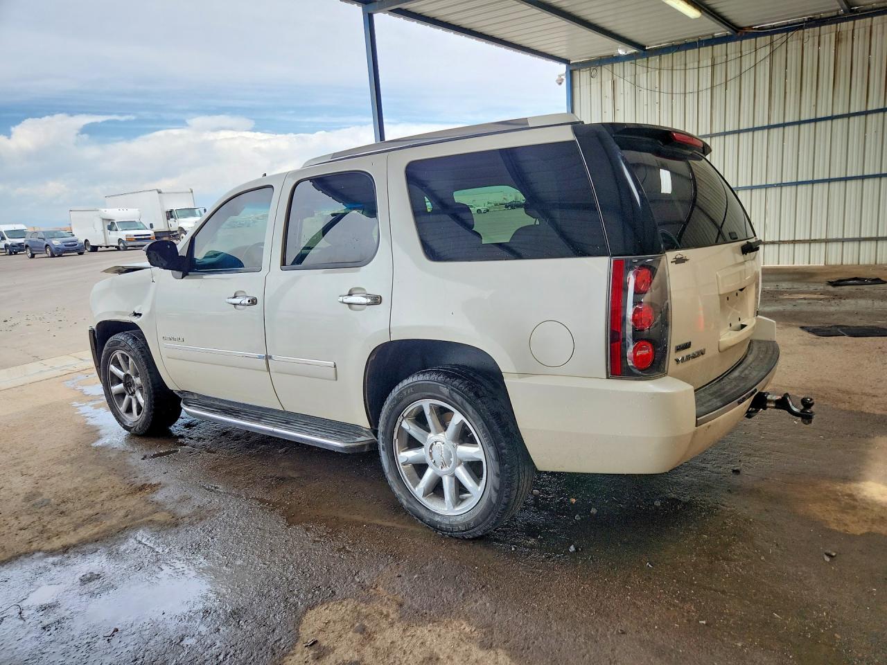 1GKUKEEF4AR224931 · 2010 GMC YUKON · 2/13