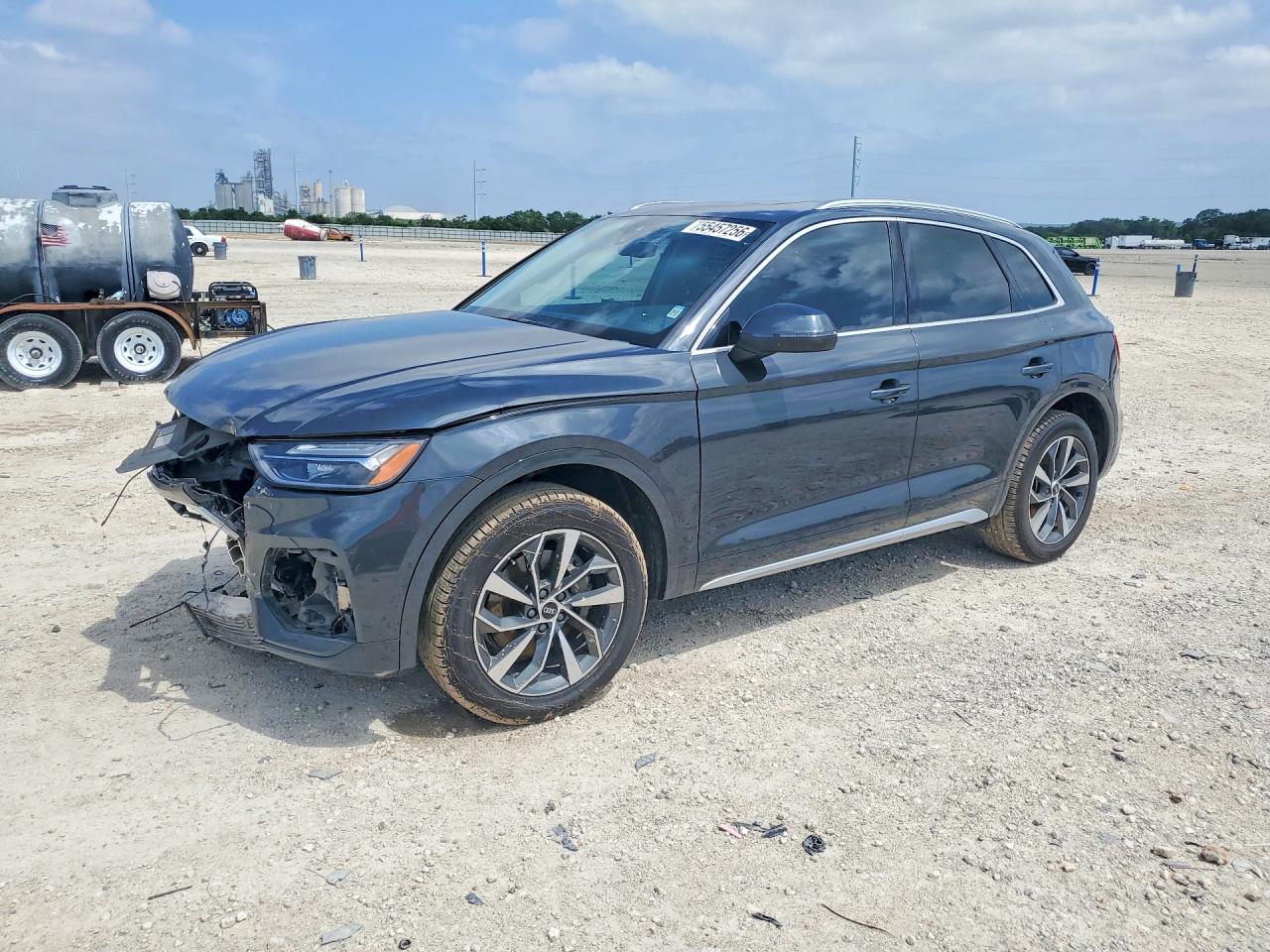 WA1BAAFY5M2102360 · 2021 AUDI Q5
