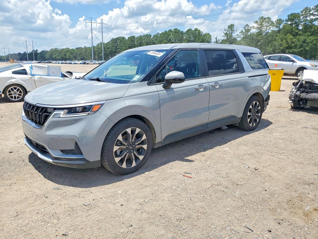 2024 KIA CARNIVAL
