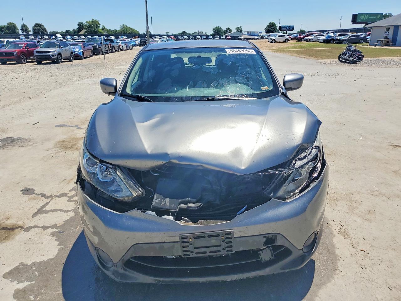 JN1BJ1CP6HW003825 · 2017 NISSAN ROGUE SPORT · 5/13