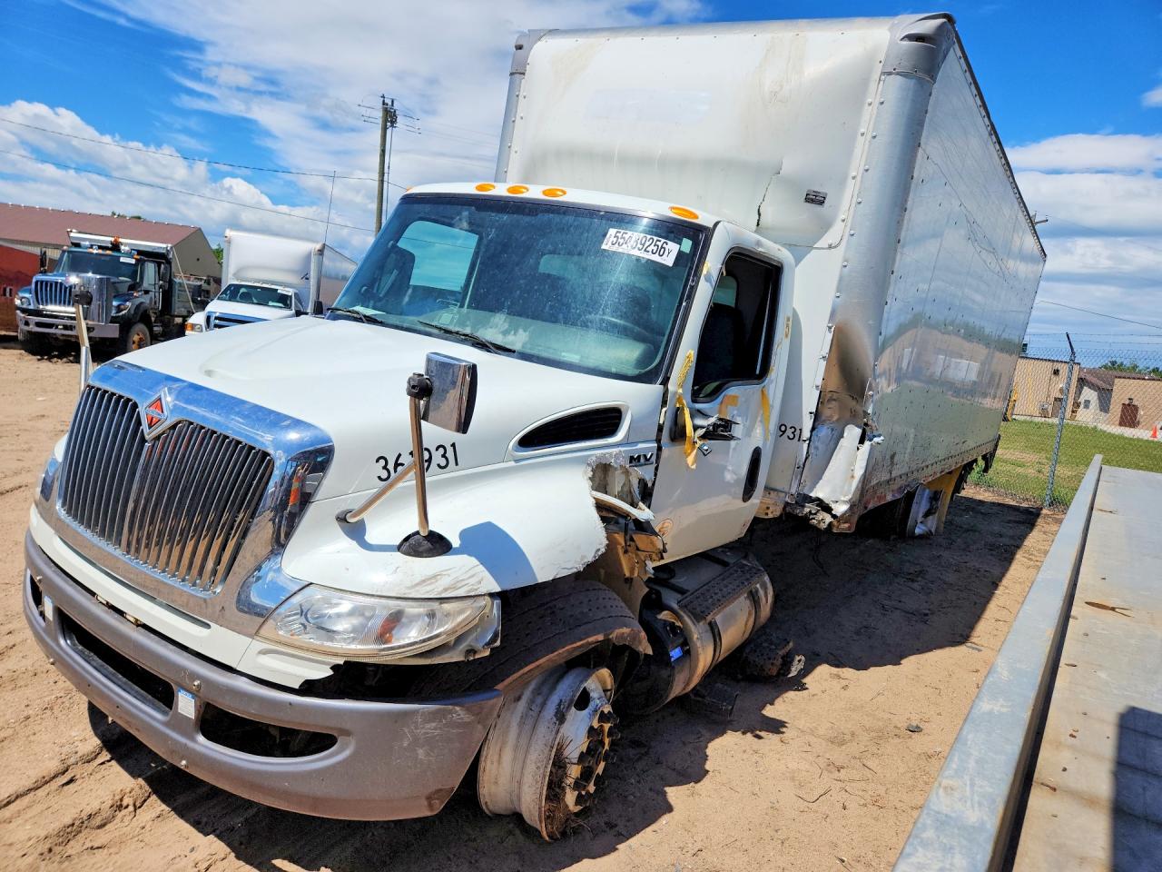 3HAEUMML7ML595617 · 2021 INTERNATIONAL MV607