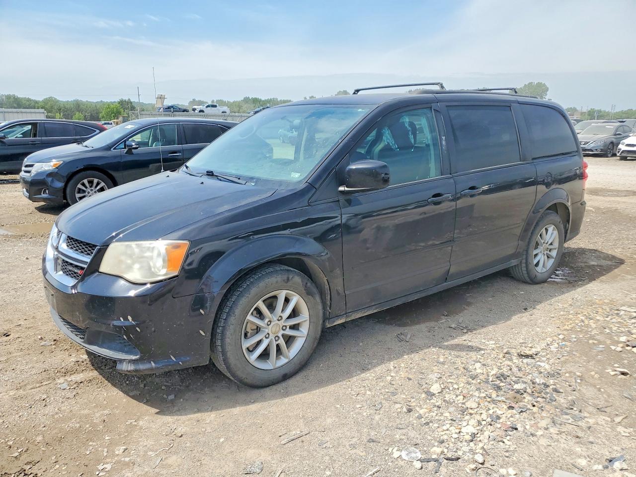 2C4RDGCG9FR541088 · 2015 DODGE GRAND CARAVAN