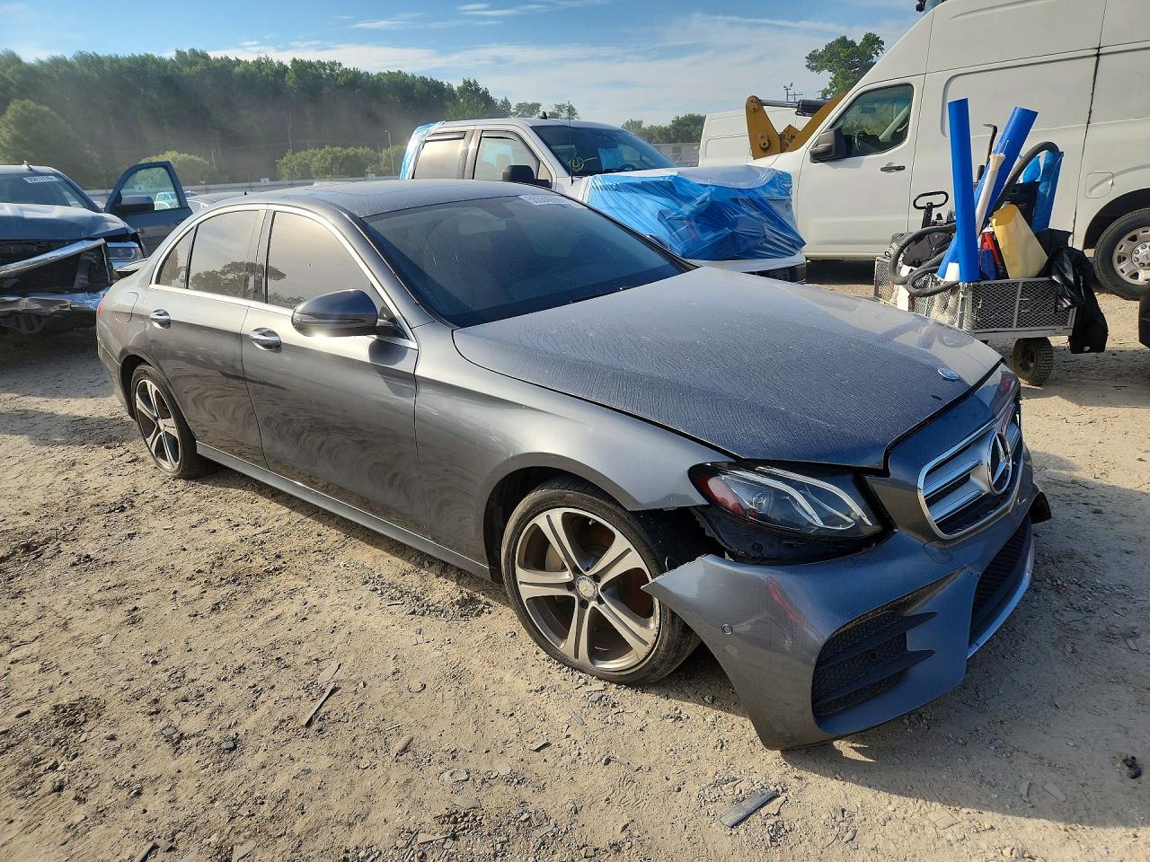 WDDZF4KB7HA076113 · 2017 MERCEDES-BENZ E · 4/13