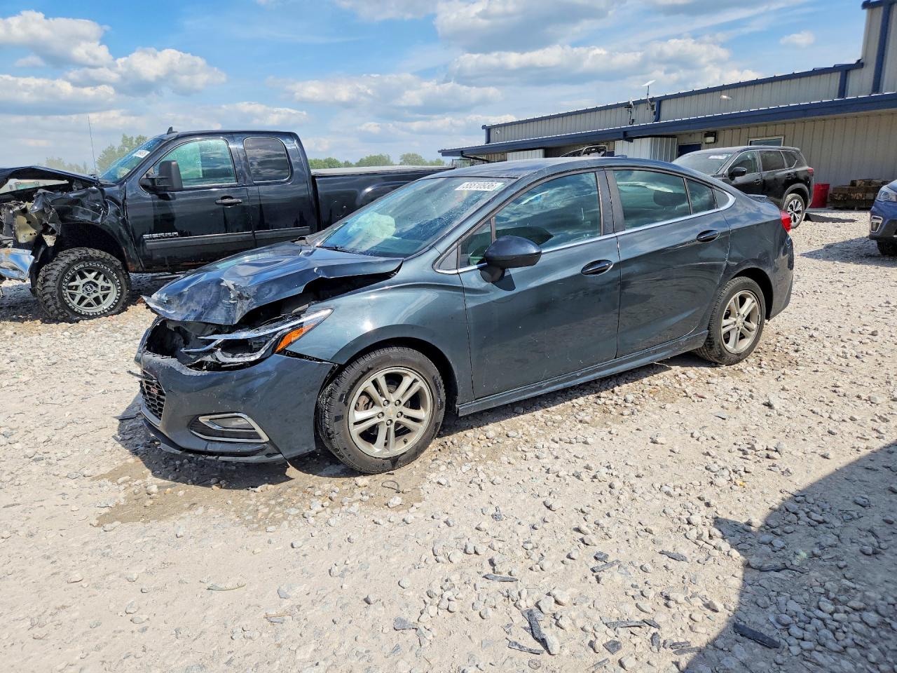1G1BE5SMXJ7202627 · 2018 CHEVROLET CRUZE