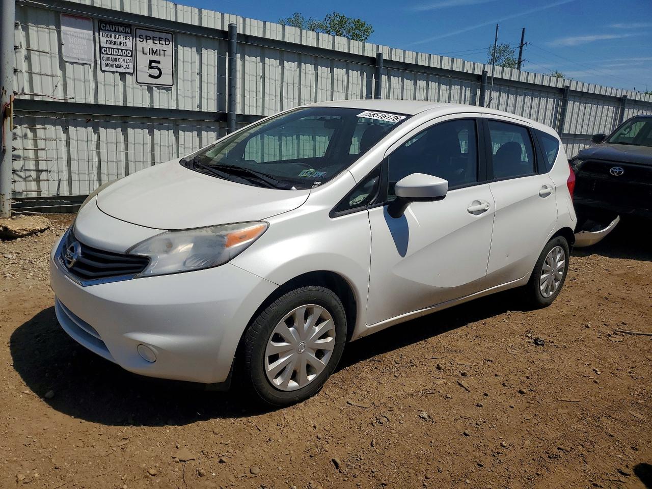 3N1CE2CP4FL378663 · 2015 NISSAN VERSA NOTE
