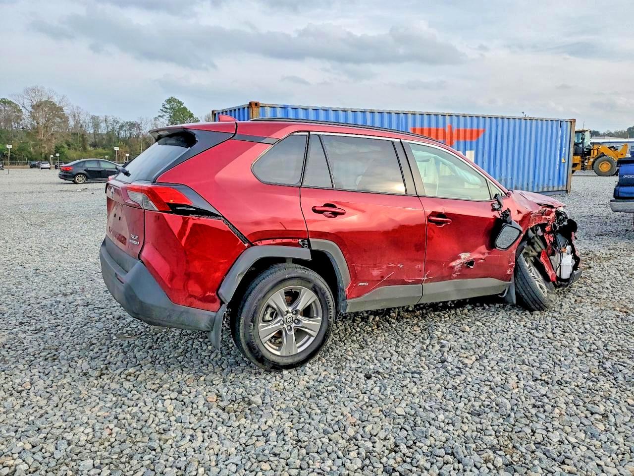 2T3RWRFV6RW243463 · 2024 TOYOTA RAV4 HYBRID · 3/13
