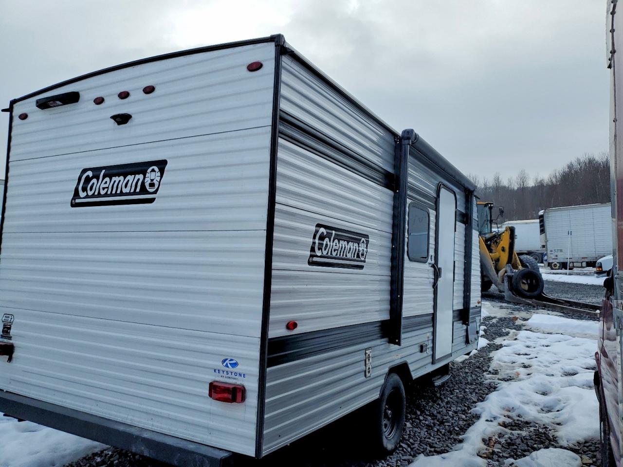4YDTCMG1XSH935716 · 2025 KEYSTONE TRAILER · 4/10