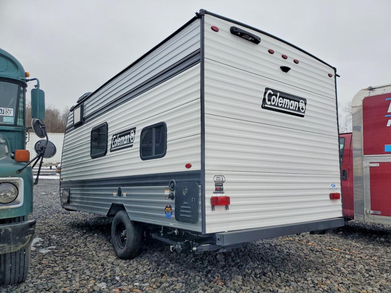 4YDTCMG1XSH935716 · 2025 KEYSTONE TRAILER · 3/10