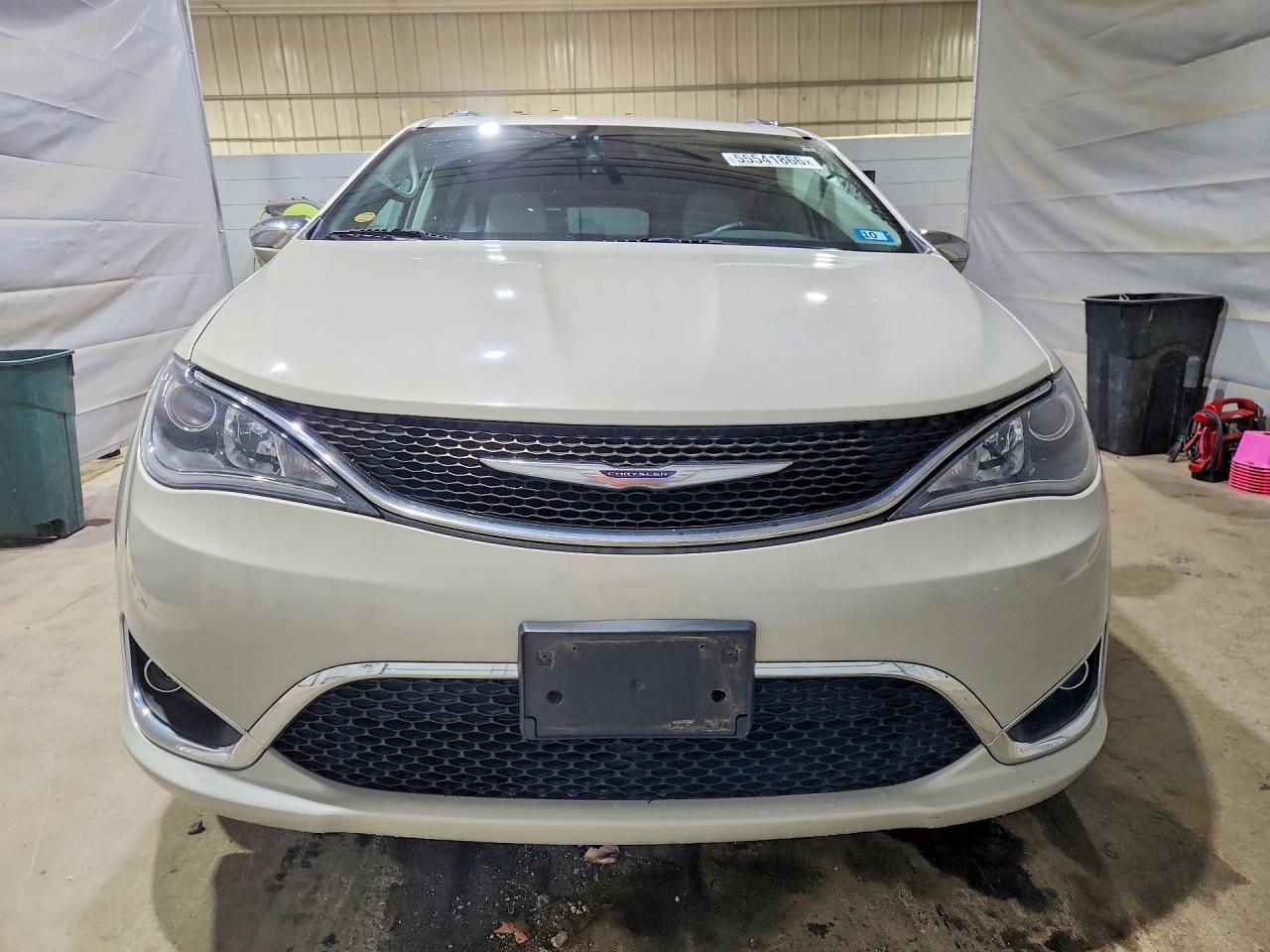 2C4RC1GG4HR591474 · 2017 CHRYSLER PACIFICA · 5/13