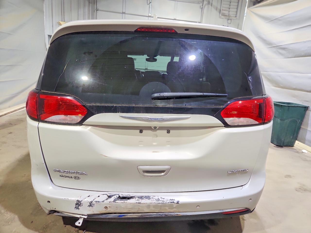 2C4RC1GG4HR591474 · 2017 CHRYSLER PACIFICA · 6/13