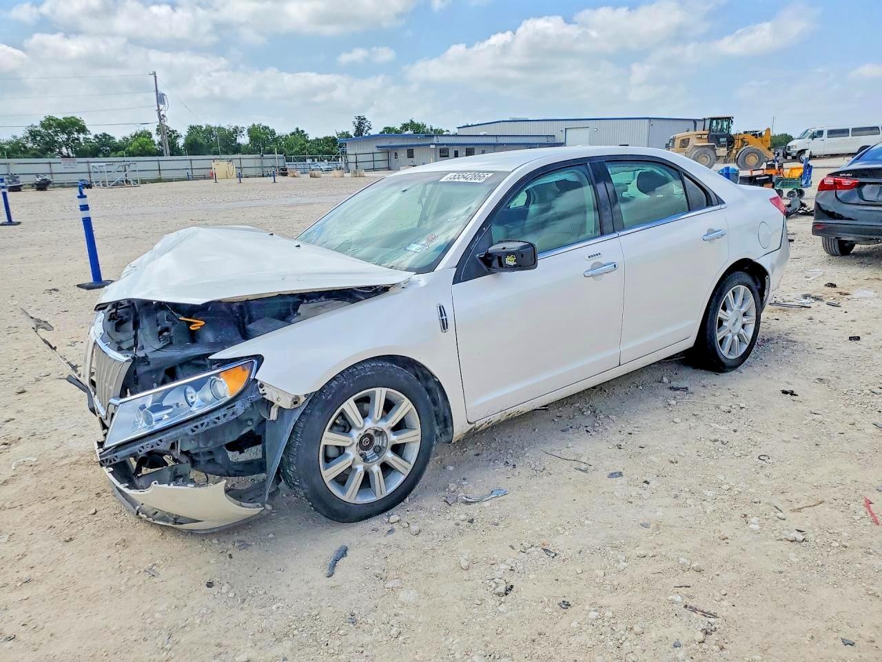 3LNHL2GC5CR804526 · 2012 LINCOLN MKZ