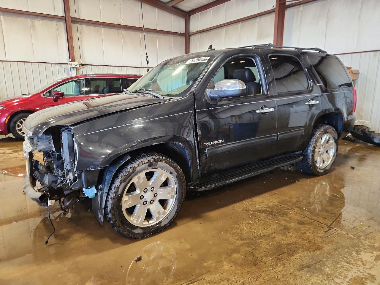 1GKS2CE06BR246289 · 2011 GMC YUKON