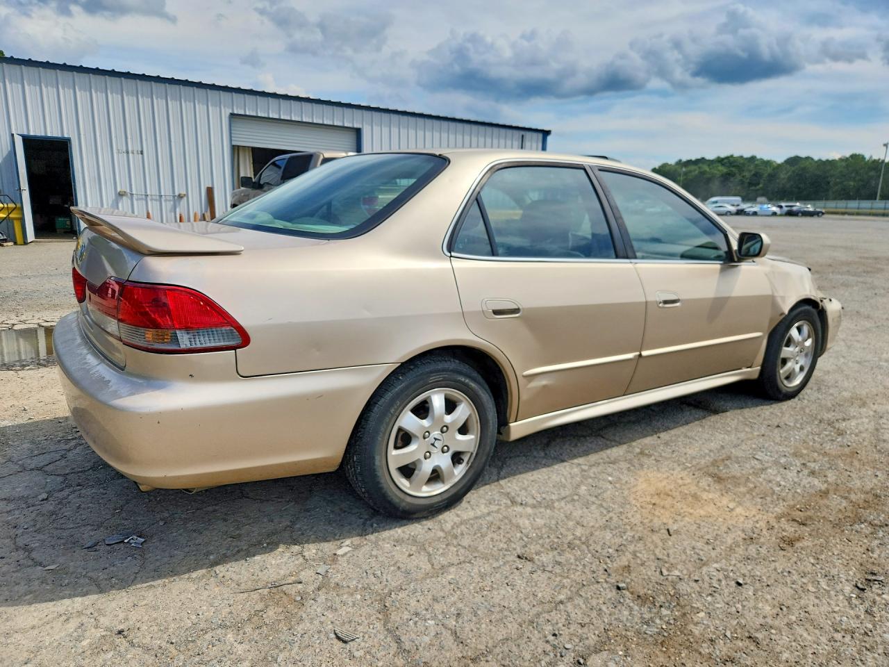 1HGCG56622A154161 · 2002 HONDA ACCORD · 3/12