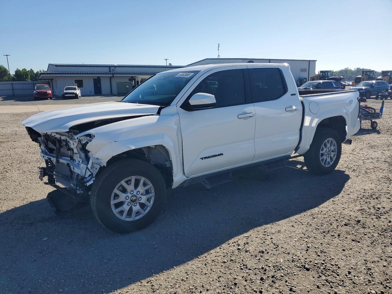 3TMLB5JN4TM260837 · 2026 TOYOTA TACOMA