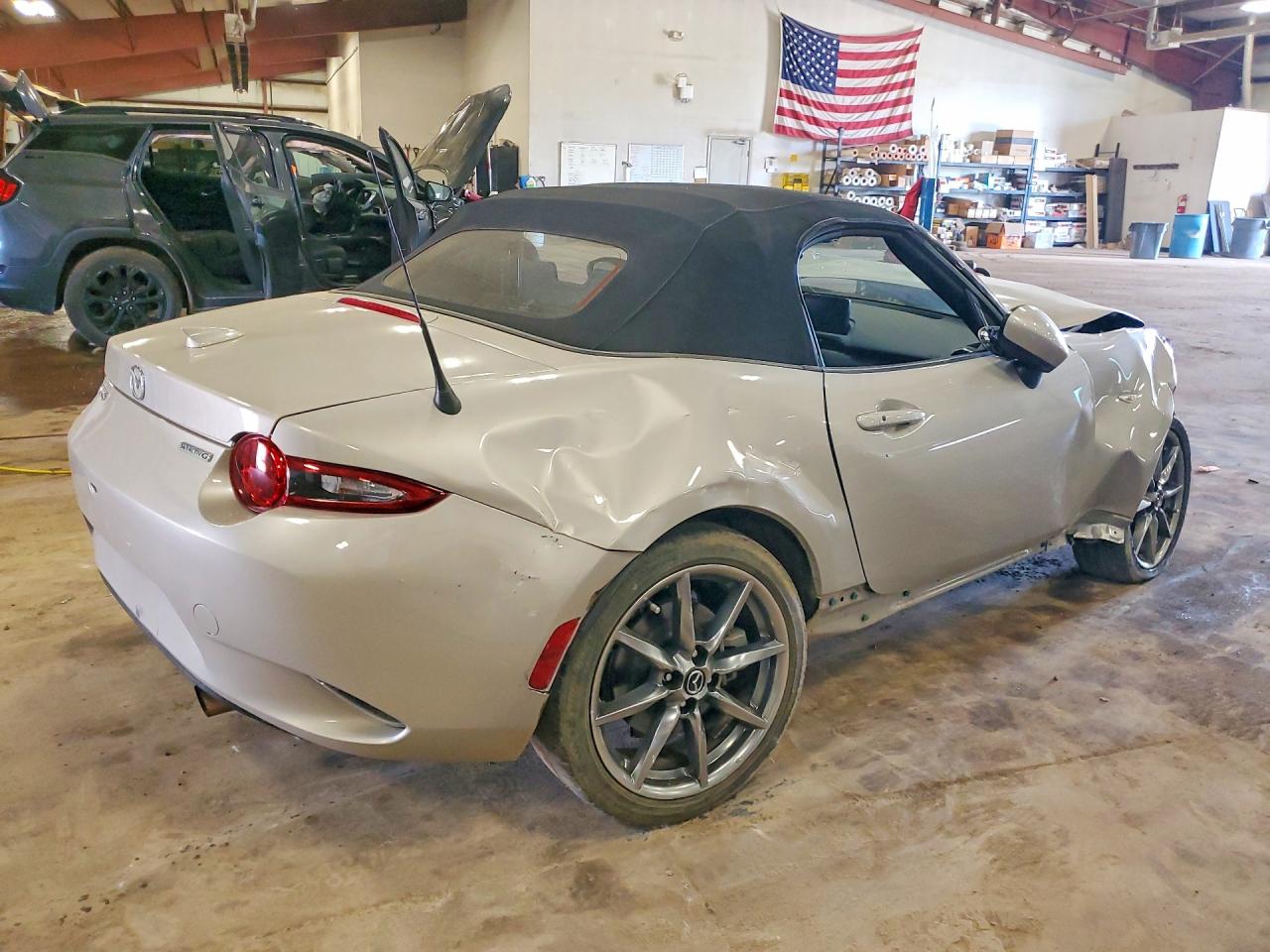 JM1NDAD73P0551900 · 2023 MAZDA MX-5 MIATA · 3/13