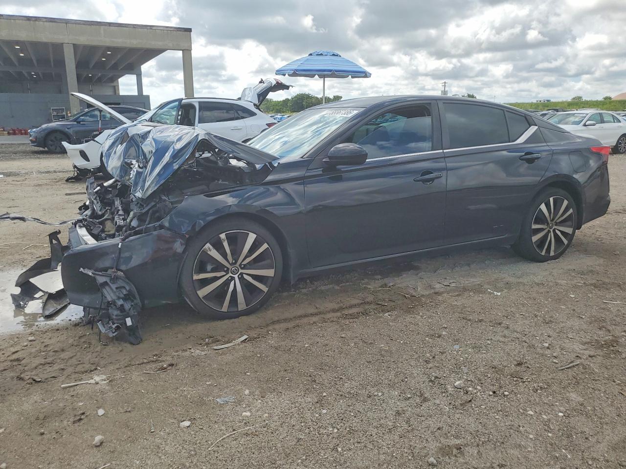 1N4BL4CV5MN327992 · 2021 NISSAN ALTIMA