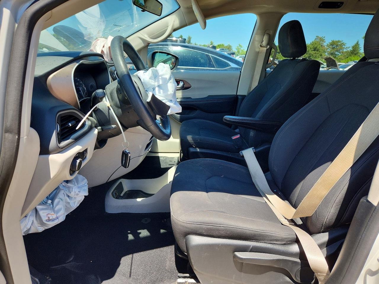 2C4RC1AG8KR587959 · 2019 CHRYSLER PACIFICA · 7/13