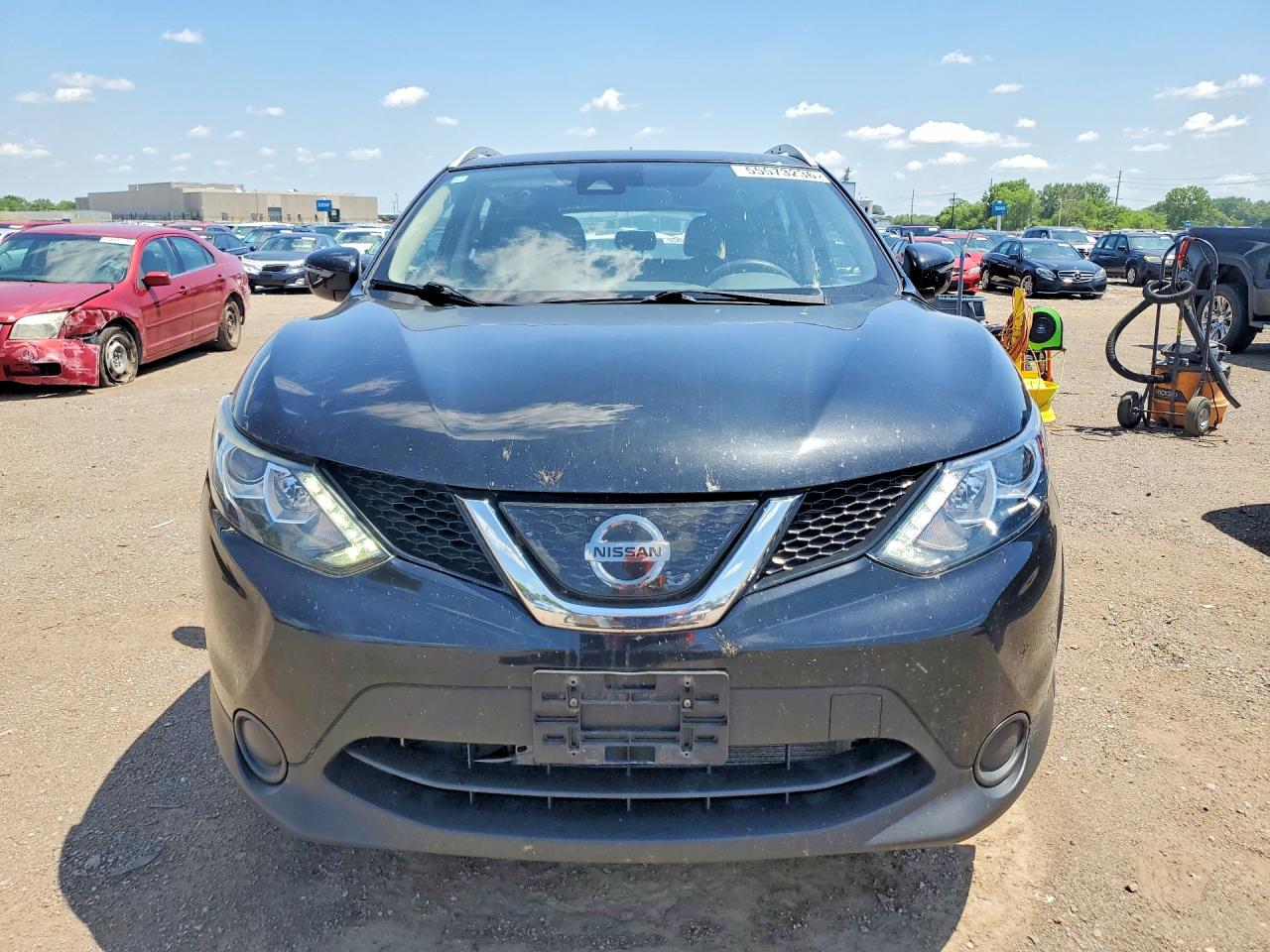JN1BJ1CR5KW621632 · 2019 NISSAN ROGUE SPORT · 5/13