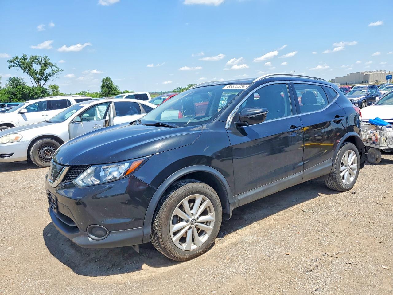 JN1BJ1CR5KW621632 · 2019 NISSAN ROGUE SPORT