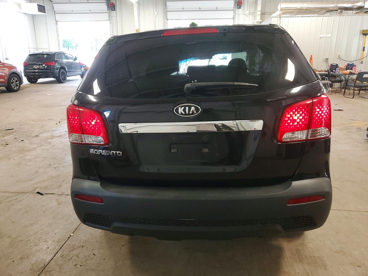 5XYKT3A19BG007051 · 2011 KIA SORENTO · 6/12