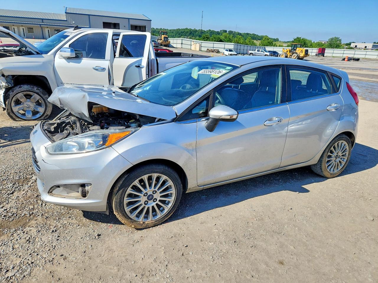 3FADP4FJ2FM120673 · 2015 FORD FIESTA