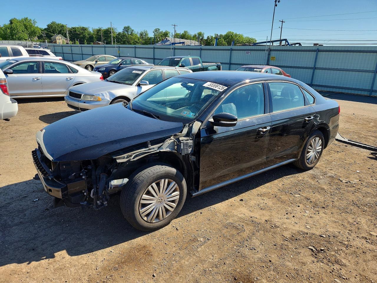 1VWAT7A32FC003001 · 2015 VOLKSWAGEN PASSAT