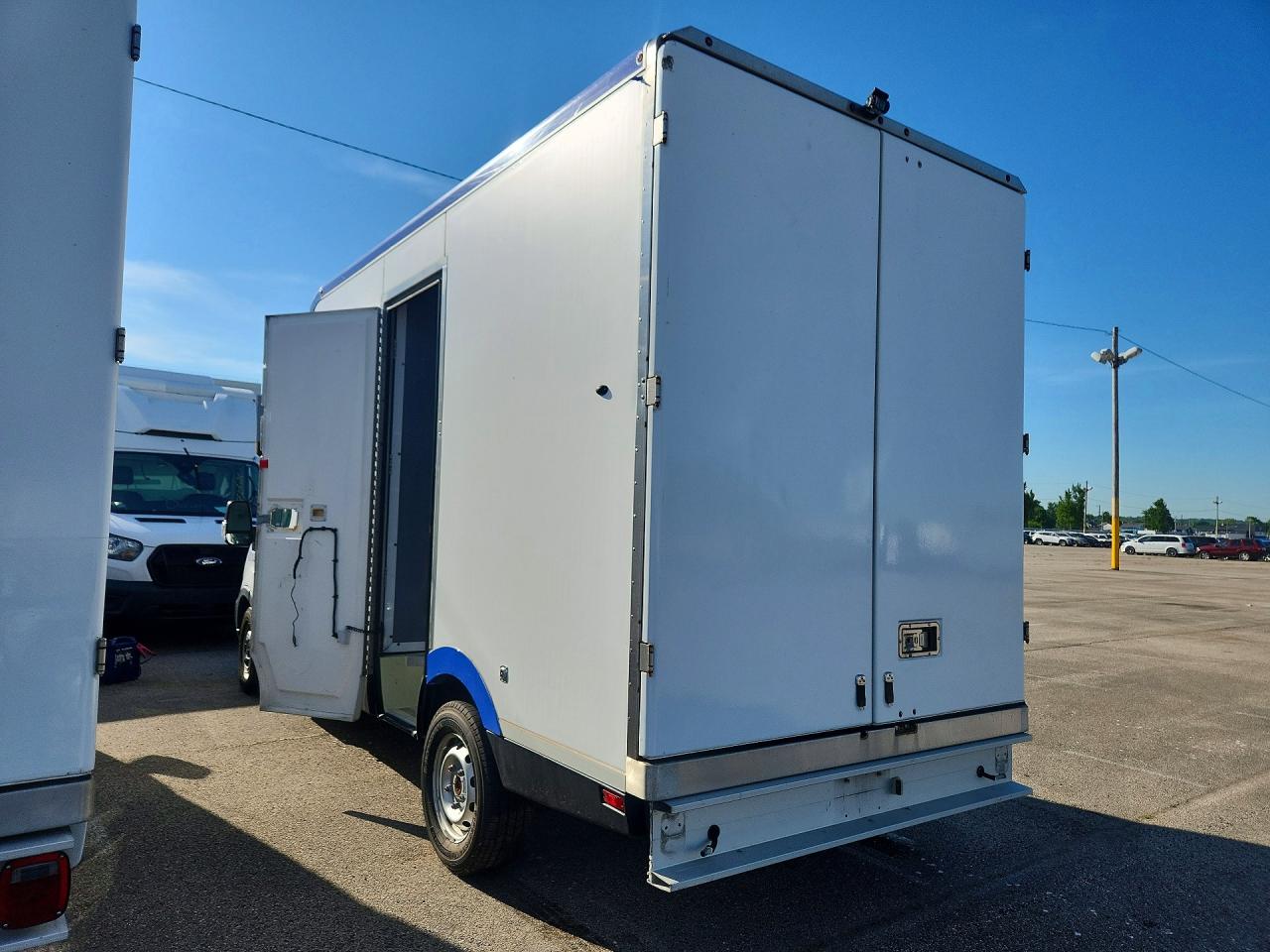 1FDBW5Z87NKA39916 · 2022 FORD TRANSIT · 2/12