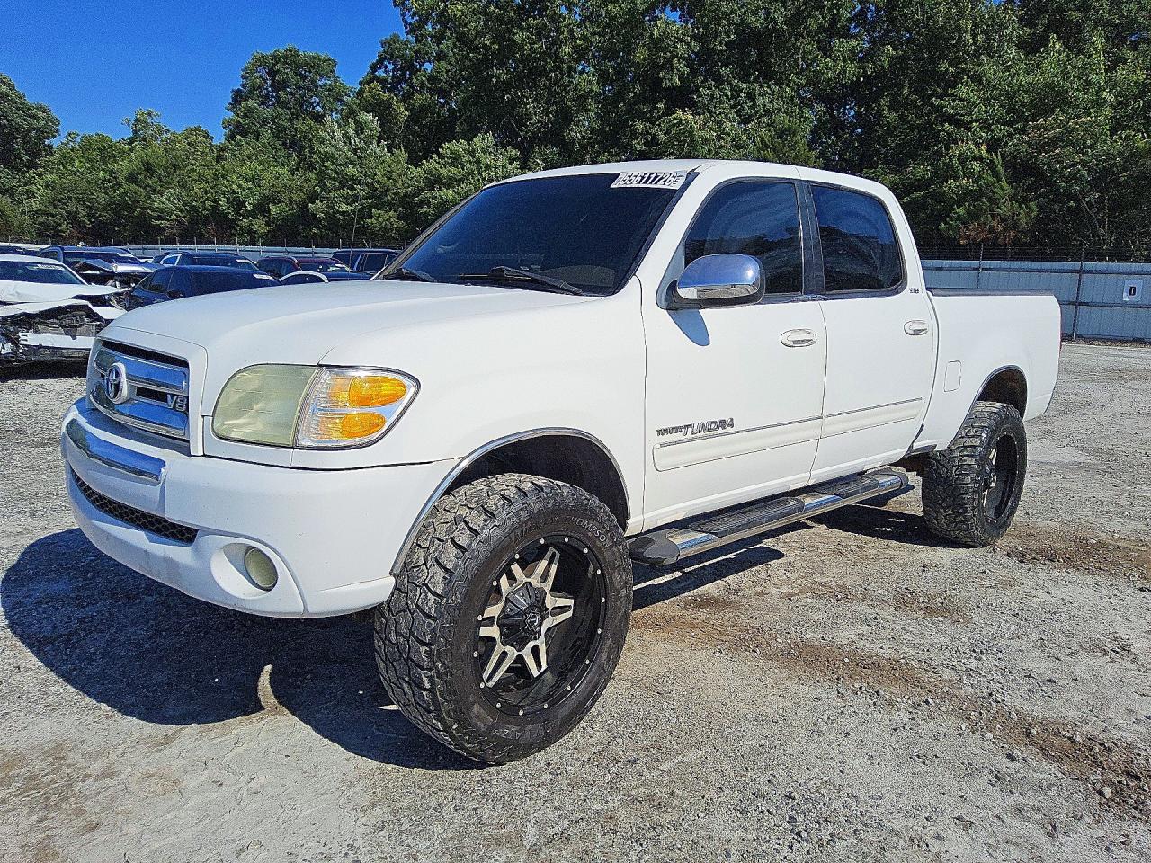 2004 TOYOTA TUNDRA