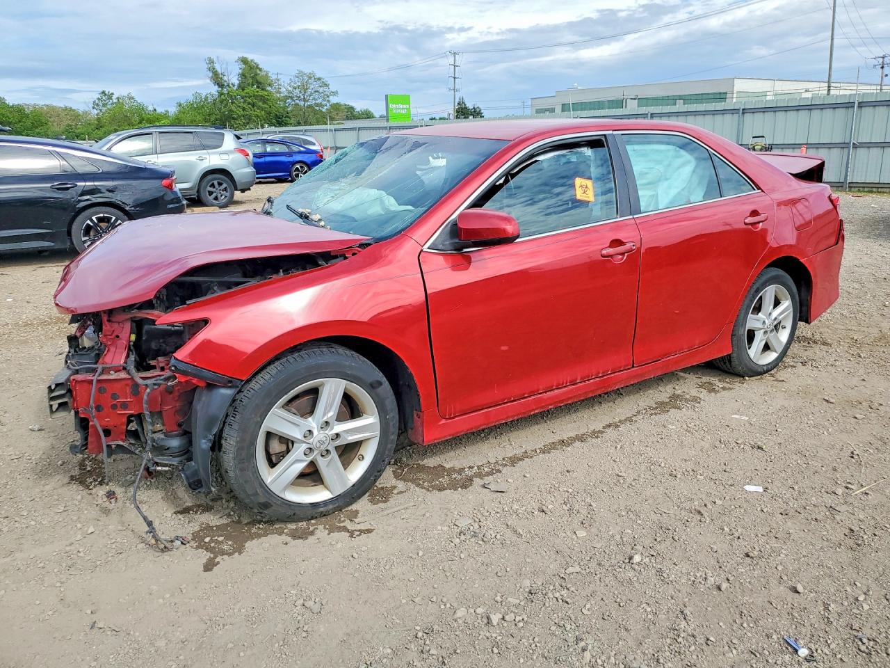 2014 TOYOTA CAMRY