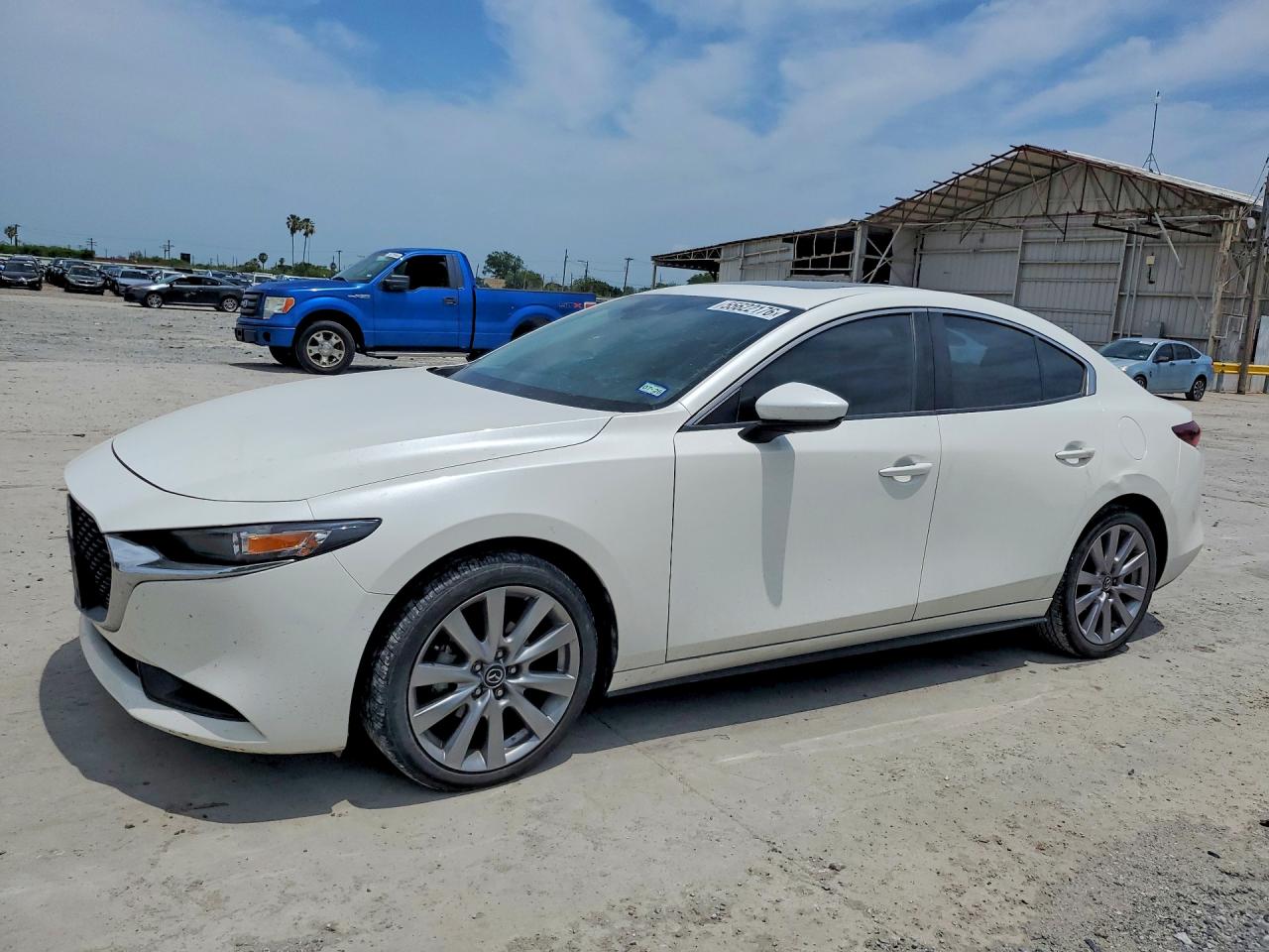 3MZBPACM8PM370917 · 2023 MAZDA 3