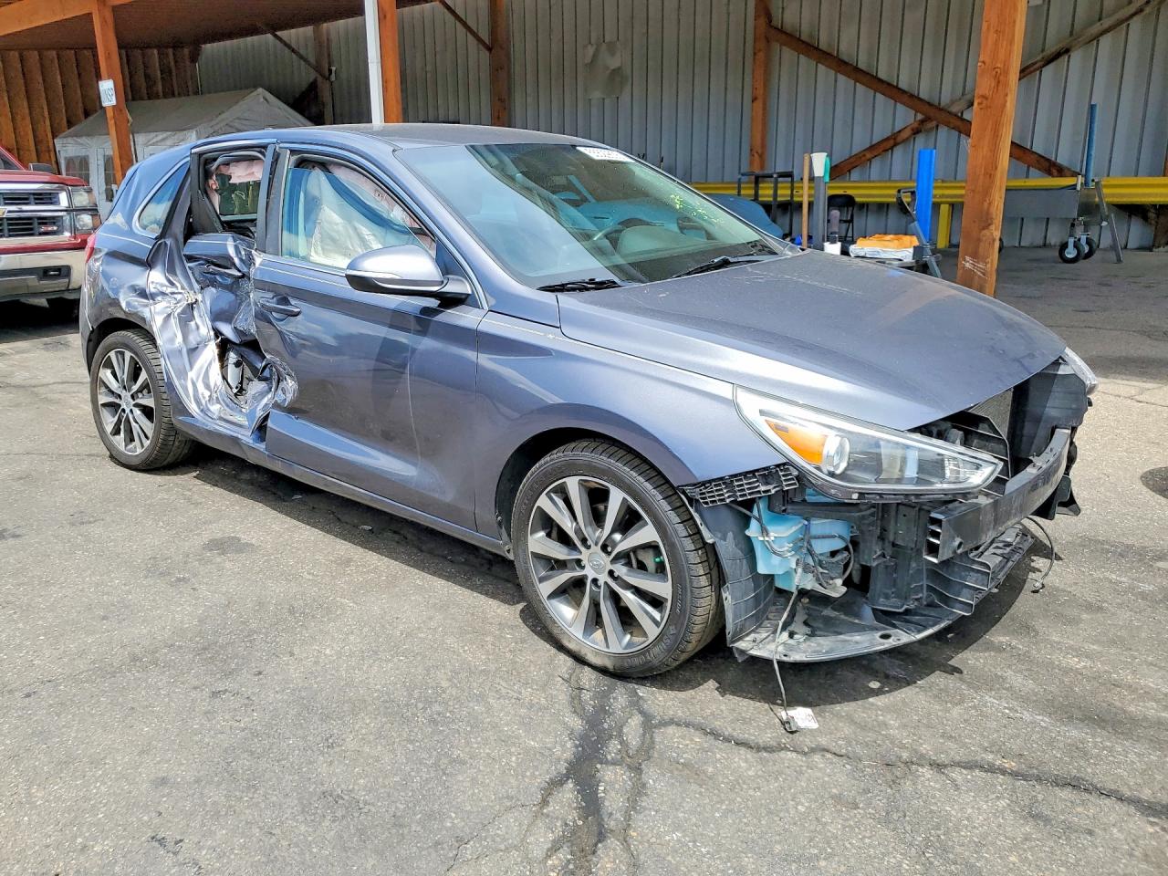 KMHH35LE1JU016082 · 2018 HYUNDAI ELANTRA GT · 4/13