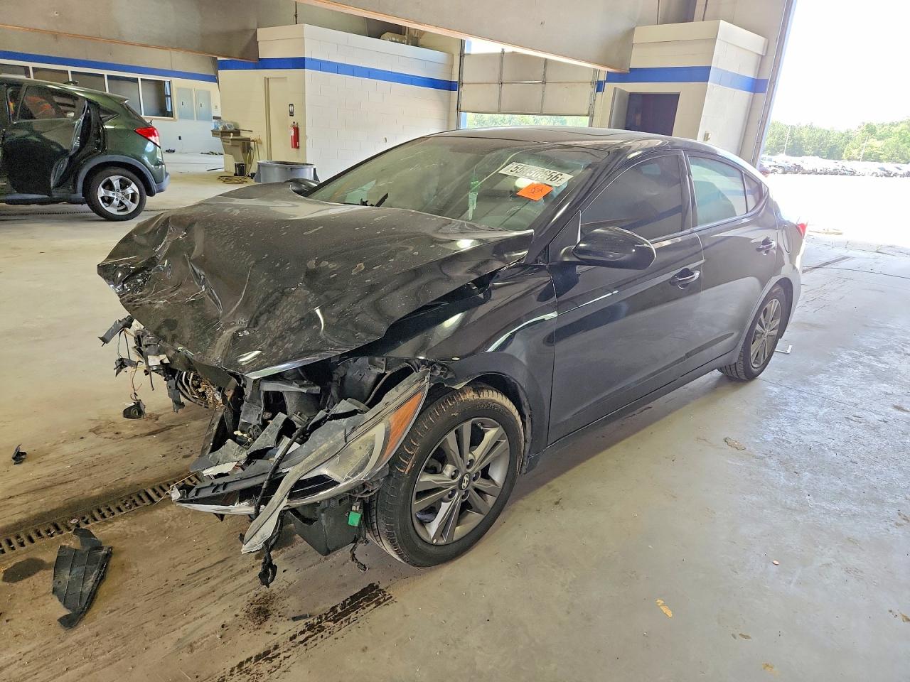 5NPD84LF2JH279005 · 2018 HYUNDAI ELANTRA