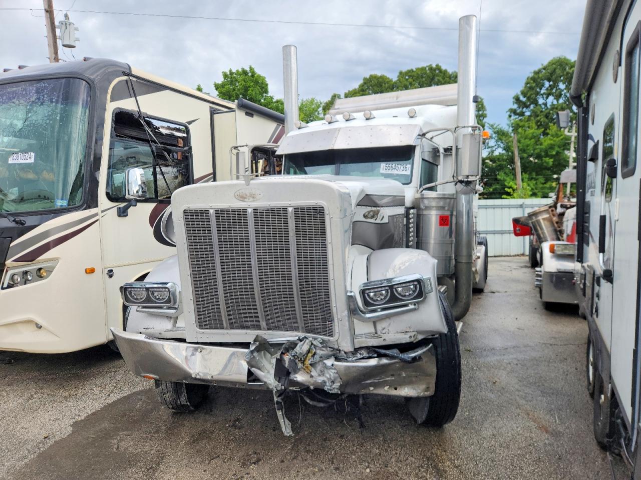 1XP5DB9X87D638410 · 2007 PETERBILT 379 · 2/10