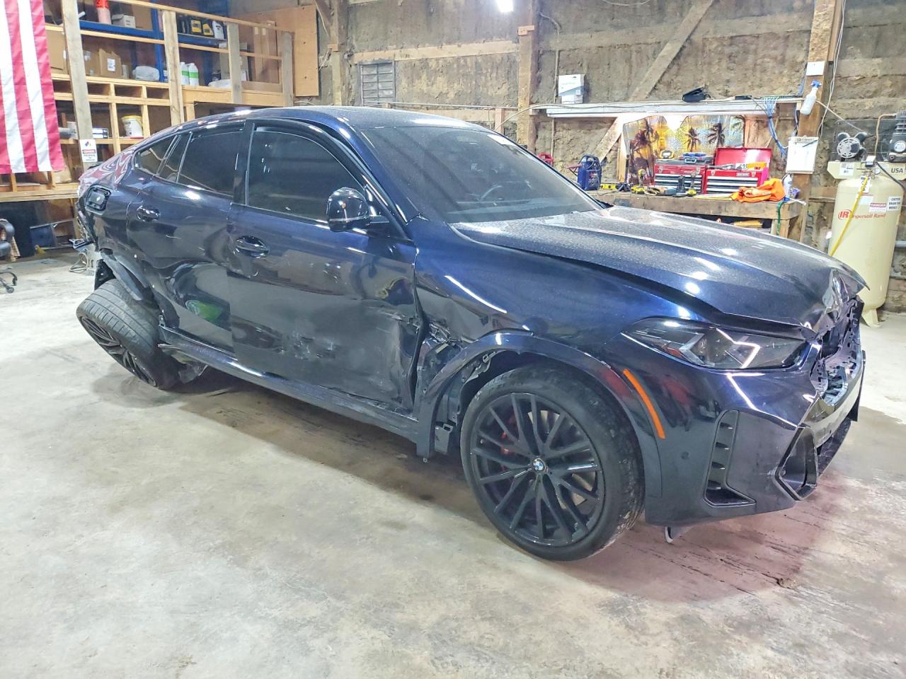 5UX43EX06S9Y05283 · 2026 BMW X6 · 4/14
