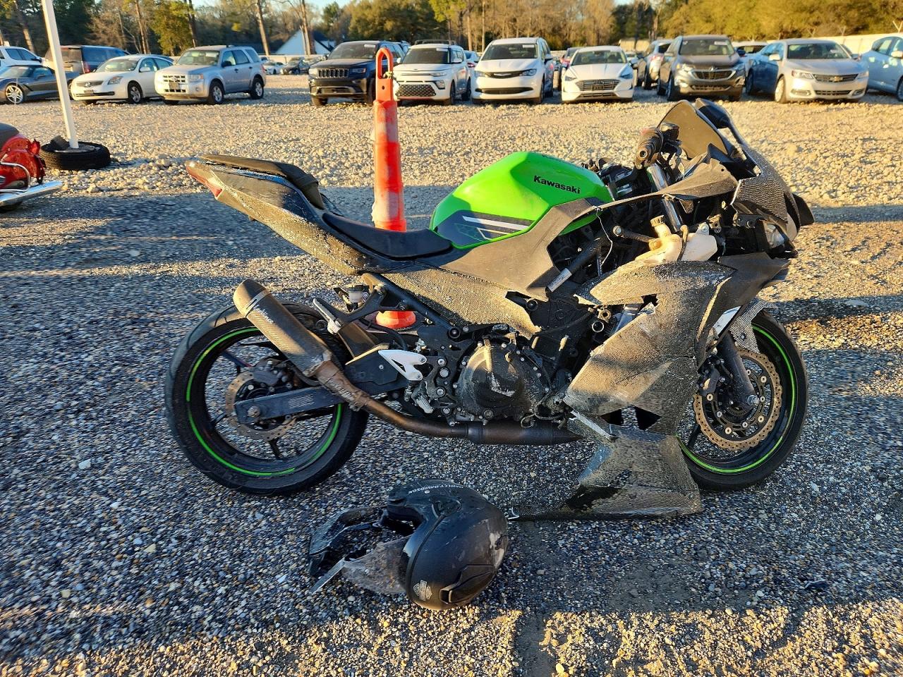 JKAEXKG13LDA65169 · 2020 KAWASAKI EX400