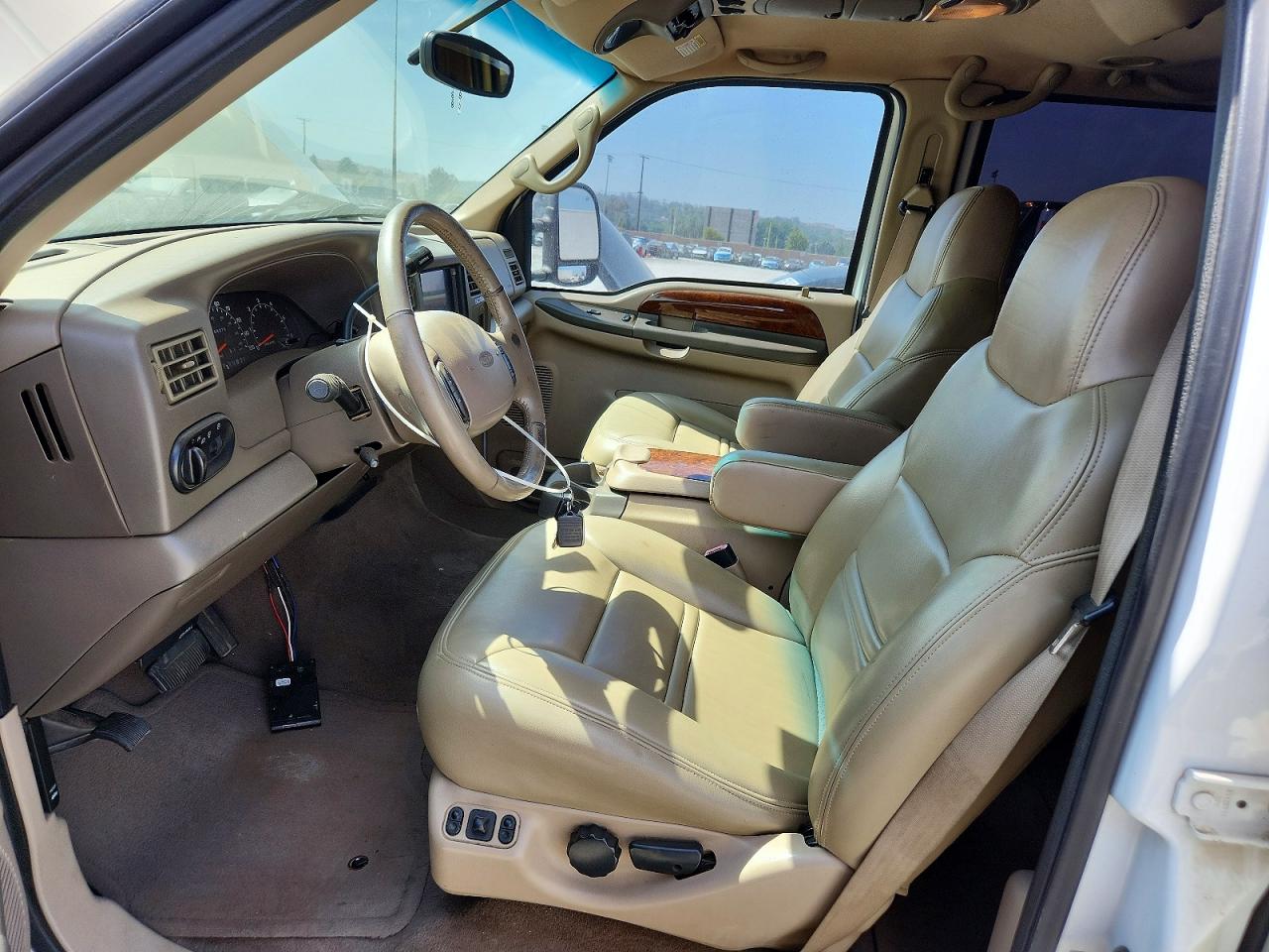 1FMNU42S31EC18756 · 2001 FORD EXCURSION · 7/14