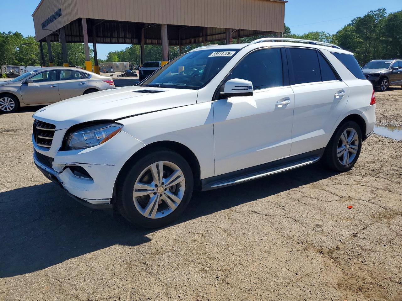 4JGDA5JB8FA613834 · 2015 MERCEDES-BENZ ML