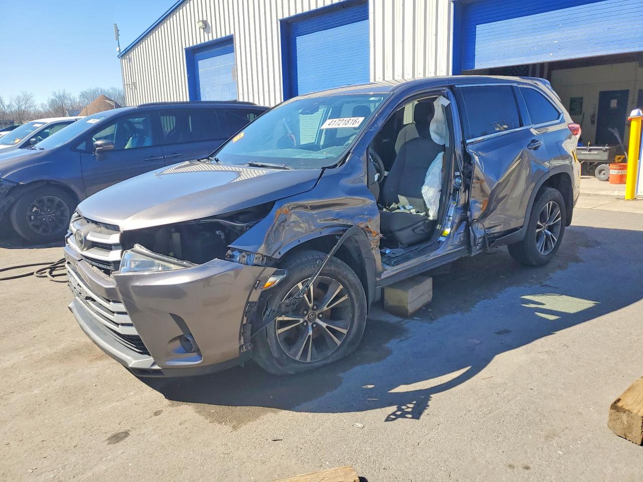 5TDBZRFH5JS898836 · 2018 TOYOTA HIGHLANDER