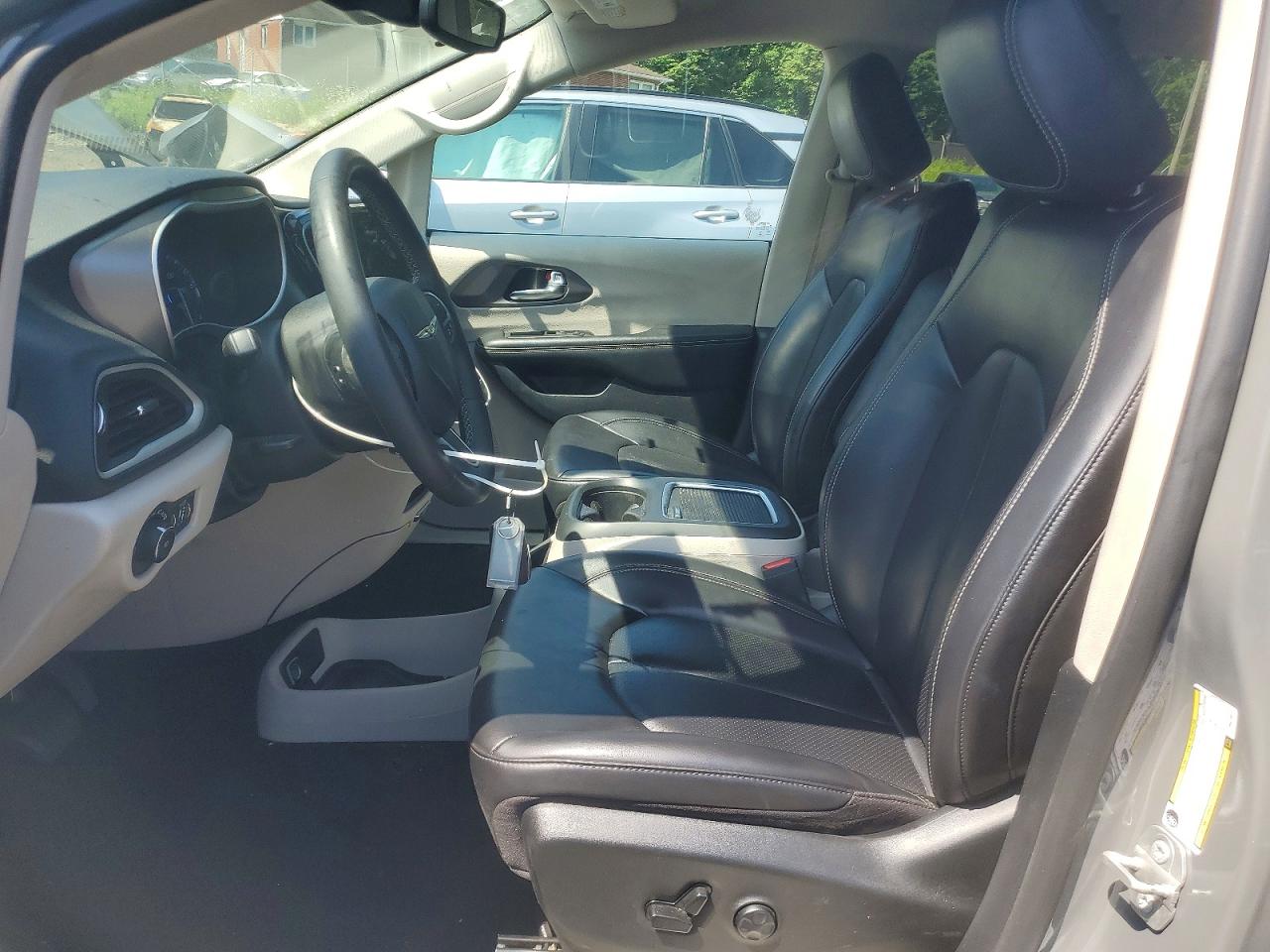 2C4RC1BG6PR531024 · 2023 CHRYSLER PACIFICA · 7/13