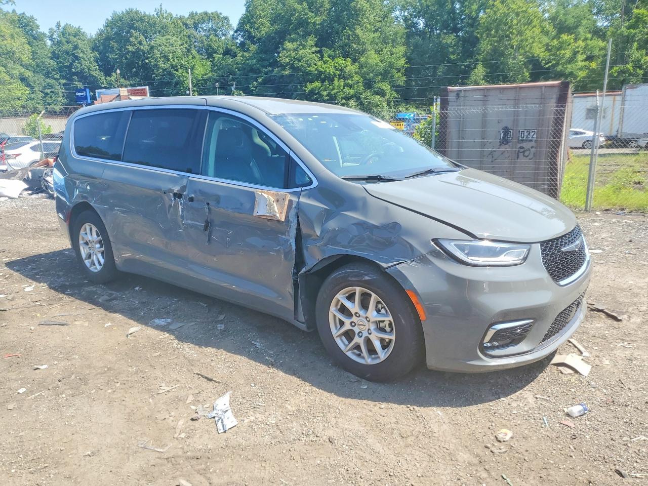 2C4RC1BG6PR531024 · 2023 CHRYSLER PACIFICA · 4/13